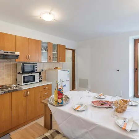 Impresionante Casa De 2 En * Višnjan